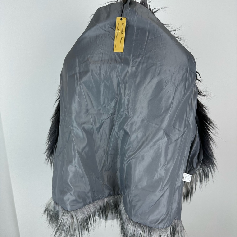 Melissa Paige Ombré Grey Faux Fur Vest Size Large - Picture 7 of 10